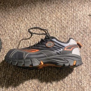 Oliver steel toe work shoe. Never been worn. Perfect for warehouse work